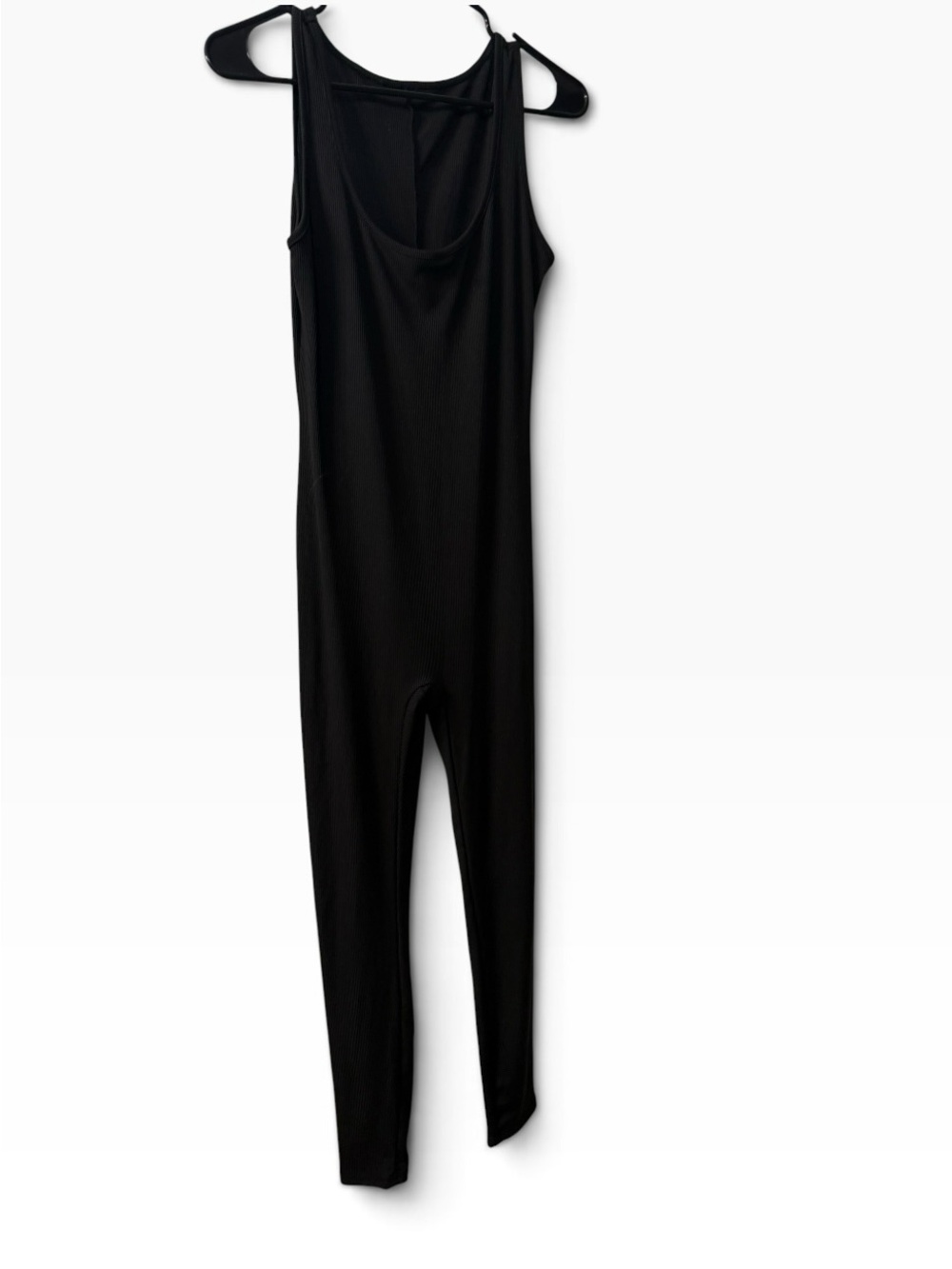 Women’s BlushMark black ribbed form fitting jumpsuit for yoga EUC Size Medium